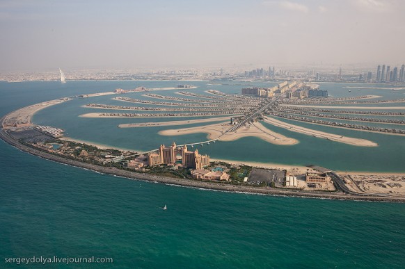 dubai .. 1990 au 2010 Le vrai chalenge City-of-dubai-reclaimed-islands-582x387