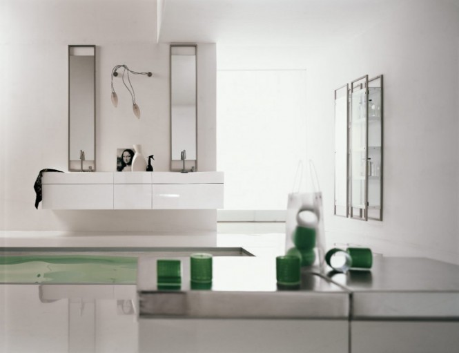 صور ديكورات حمامات جديدة روعه Green-white-bathroom-665x511