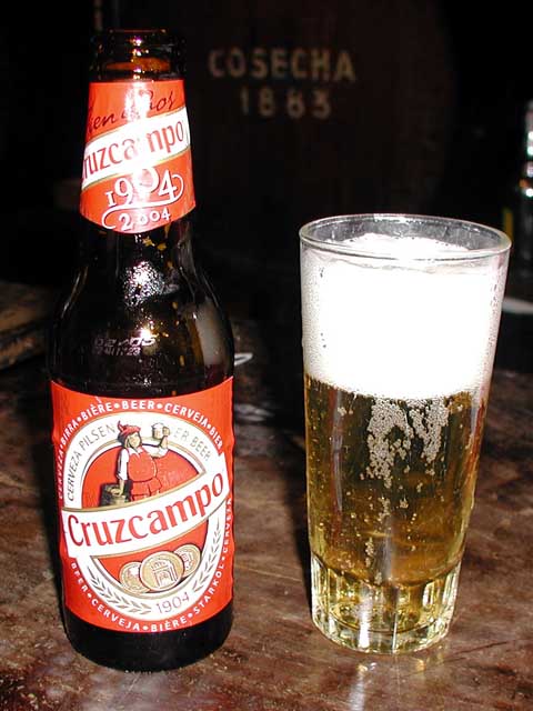 El botellin de mahou Acg_cruzcampo