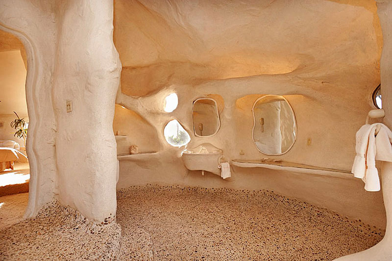 منزل رائع في ماليبو صمم على نمط منزل فلينستون  -  Unique Flintstone-Style House in Malibu Flintstones-Style-Malibu-Retreat-14