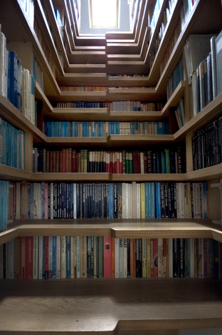 Inilah Tangga Terunik Stairs-Bookshelves2