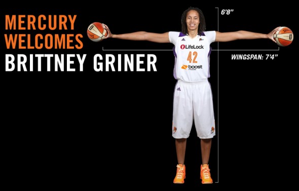 Sport Science report: female with hand size 9.0'' x 9.5'' & wingspan 7'3.5"... profession??? Mercury_welcomes_Griner-590x376