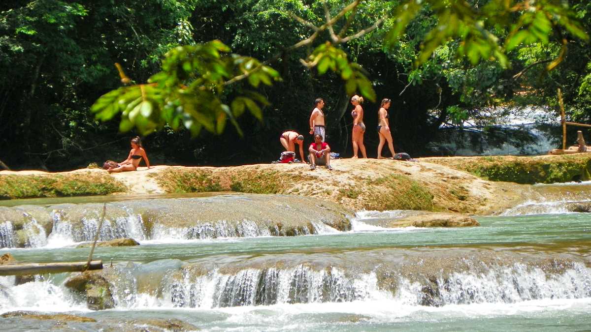 imagenes Cascadas-de-agua-azul-chiapas