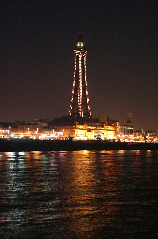 ENGLAND PIC _england_blackpool_tower_night