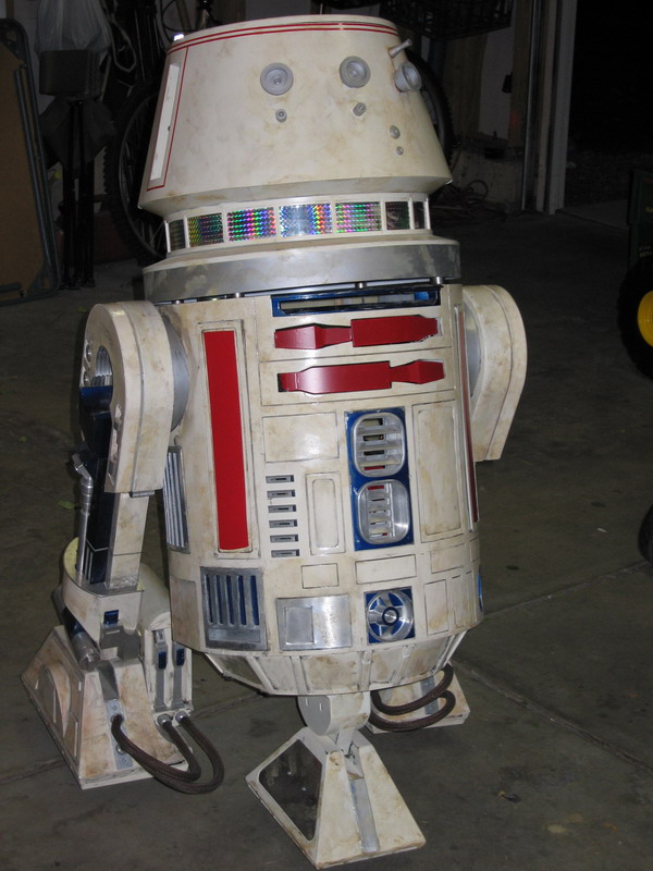 Les droids Star Wars R5_front