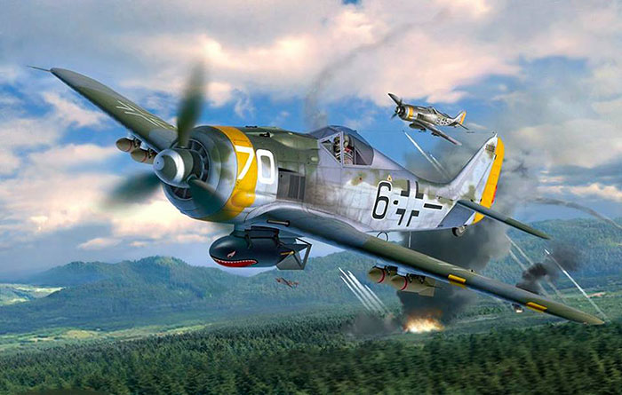 Fw 190 F8 2 noir de la SG10 en entretient début 1945: Revell04869reviewbg_1