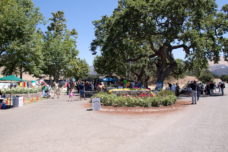 حـديقة مــــــــايكل جــــــاكسن NEVER LAND Neverland-Ranch-Michael-Jackson-Memorial-15