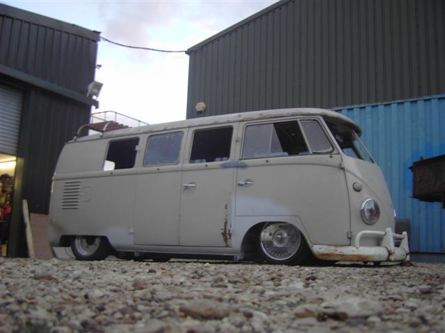 1959 VW type 2 Kombi on Air belonging to Cheers Sept07down.