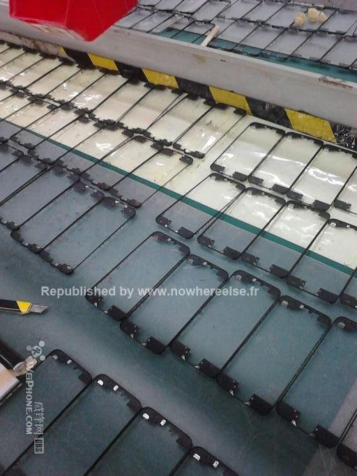 Leaked Photos Show iPhone 5S Frame on the Assembly Line? 124907