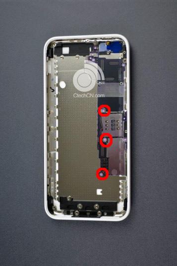 Leaked Photos Show 'iPhone 5C' Logic Board? [Photos] 138382