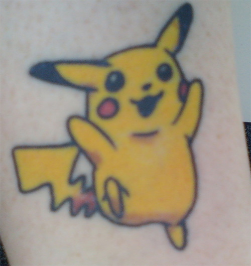 Tatuajes frikis - Página 3 Tatuaje_pokemon_014