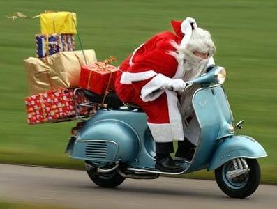   1 Décembre.Bientôt noël . Pere-noel-en-retard-en-scooter