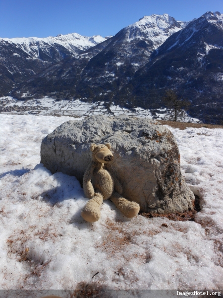 Essayer de me trouver dans ce paysage magnifique au-dessus de Briançon!!! Campski2012lakimpina045