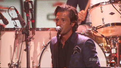 The Killers - iHeartRadio Music Festival (2015) HD 720p Vlcsnap-00004