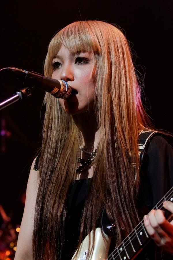 SCANDAL HALL TOUR 2012「Queens are trumps-Kirifuda wa Queen-」 Of0F4