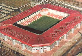 ¿A QUIÉN PERTENECE ESTE ESTADIO? N-gaunas-p