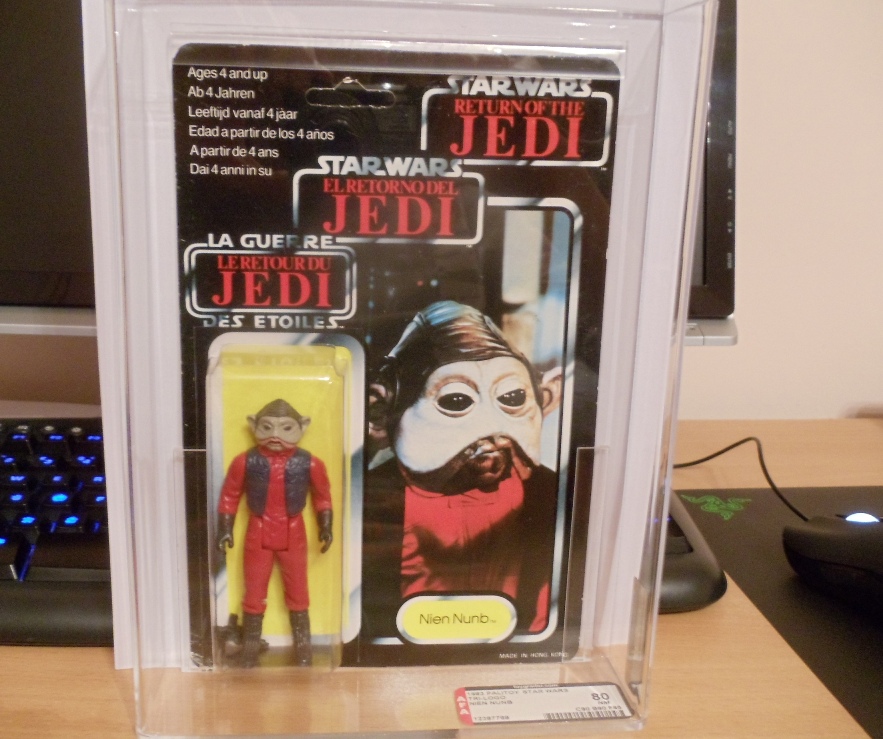 FS: AFA 80 Trilogo Nien Nunb Almost Perfect Bubble & Unpunched Nunb110