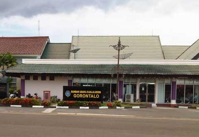 Bandar Udara Jalaluddin Bandara-gorontalo-jalaludin