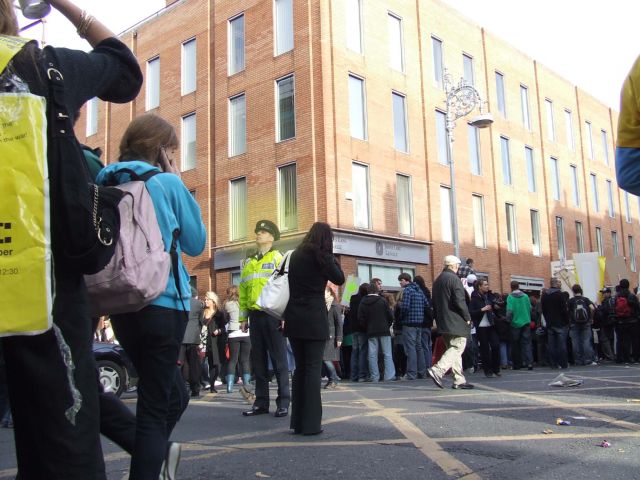 Your News Updates and Photos Here Please ! - johnfas, Ard-Taoiseach and Hermes report from the Dail - Page 3 Protest_348