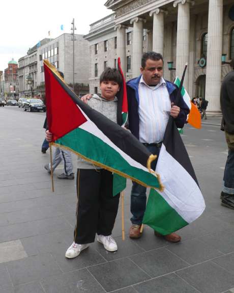 صور لمظاهرات وتظامن في إرلندا مع الشعب الفلسطيني 460_0___30_0_0_0_0_0_img_552