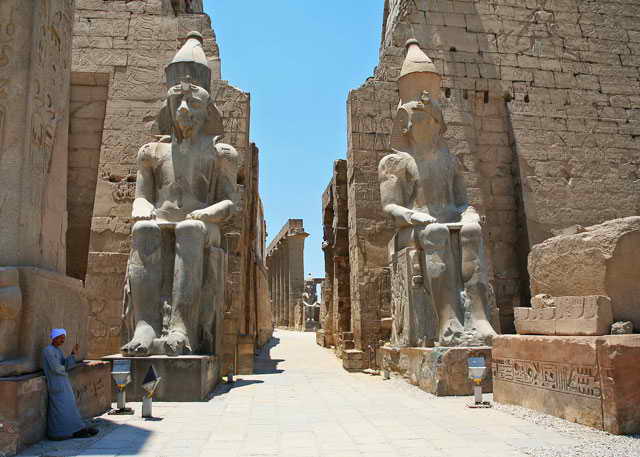 Пилонът на царица Хатшепсут 5549_TempleofLuxor