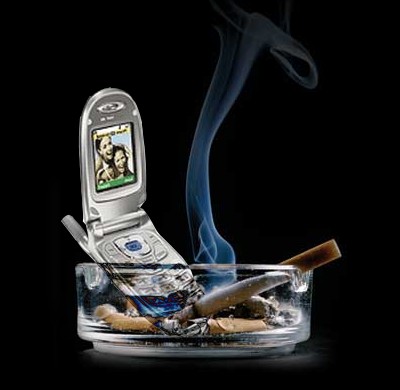  I cellulari sono più dannosi del fumo per la salute pubblica Cellsmoke