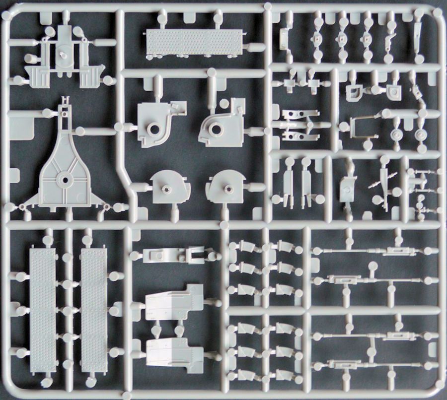 Orange Hobby décline ses petits canons de Flak avec des Sd.kfz. 7...Et ça se précise ! en bien !! - Page 2 Revell-03267-Wirbelwind_09