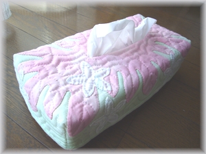 علب مناديل بالباتشورك Pink-green-tissue-cover