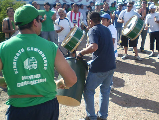 trabajo alegre esclavitud incierta 339898