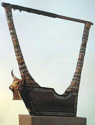 صور أثار  العراق UR2600BC_GOLDEN_LYRE