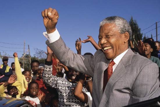 قلب مانديلا يتوقف عن النبض .. وداعا أيها الزعيم العظيم Mandela