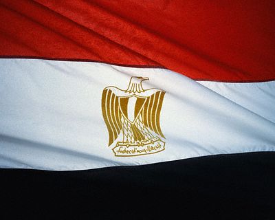 مبروك لمصر على منتخب الجزائر Egypt-flag