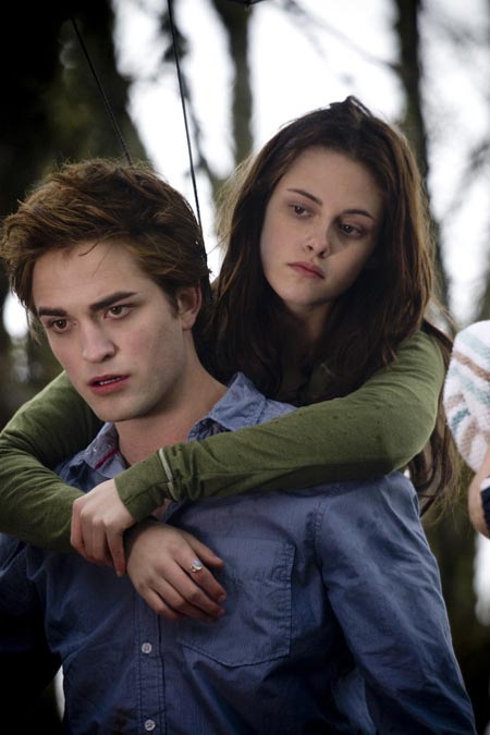 صور لااحلى بطلان ادوارد وبيلا   Twilight-still-staring