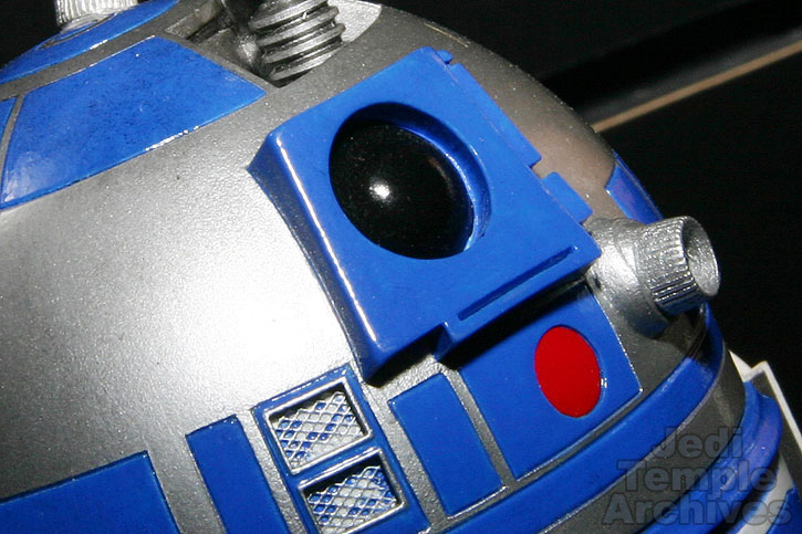 R2-D2 Statue - Page 4 02statues022