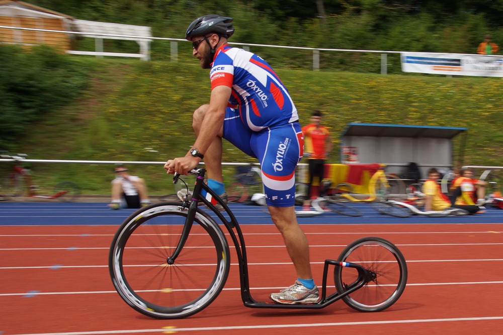 02-04/08 - Championnat du monde de trottinette - St Wendel (DE) - Page 3 DSC02066_Crop