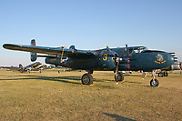 North American B-25J Mitchell 29082_1189838086_tb