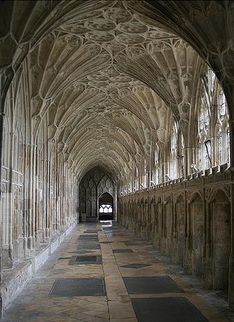 De gangen van het kasteel Waaiergewelf_3_gloucester_catherdral_england_www_flickr_com_photos_59303791atN00