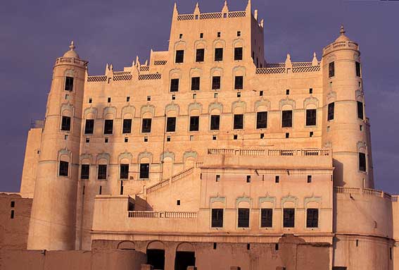 الفن المعماري في اليمن Sayun1