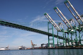 APM terminals moderniza Los Angeles para navios de 20 mil TEU LA-1