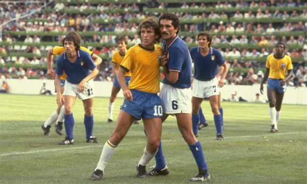 Fútbol Vintage - Página 10 Italia-Brasil-82-3