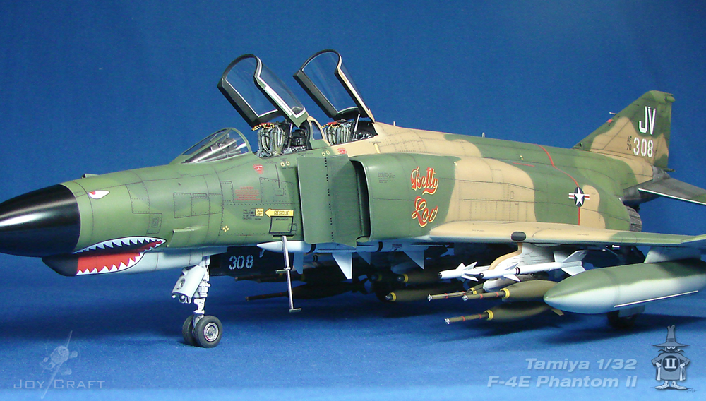 F-4E Phantom II - Betty Lou F4E-Phantom-04