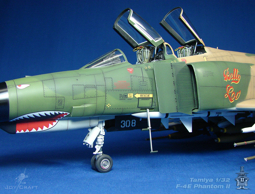 F-4E Phantom II - Betty Lou F4E-Phantom-07