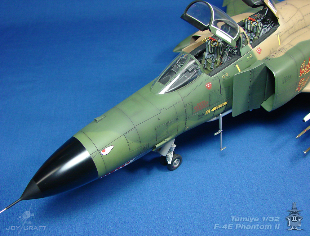 F-4E Phantom II - Betty Lou F4E-Phantom-08