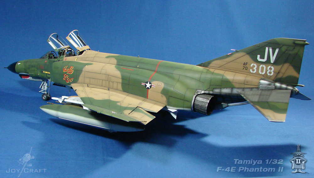 F-4E Phantom II - Betty Lou F4E-Phantom-12