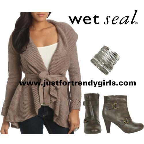 حصري.. حصري.. مجموعة wet seal 2012 للصباياااا !!..!! Wet-seal-cardigans-9-s
