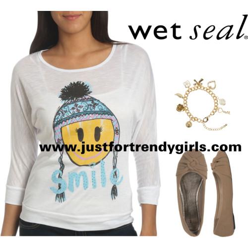 حصري.. حصري.. مجموعة wet seal 2012 للصباياااا !!..!! Wet-seal-sweaters-7-s