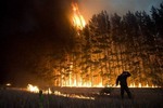 صور الكوارث عام 2010 Russia-fire-080410jpg-18bab81