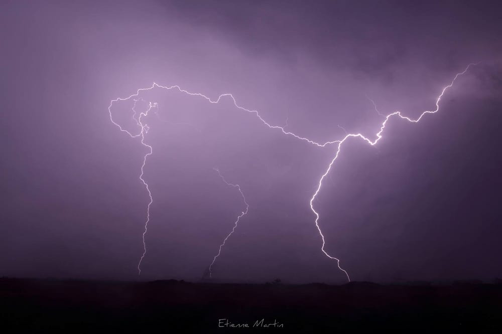 Orages localement forts dans la nuit du 12 au 13 août Orages-12-13-aout-2015-fortes-pluies-aquitaine-bretagne-finistere-normandie-charente-midi-pyrenees-photo-talmont