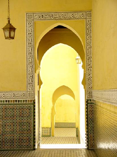 المغرب Facade-architecture-mausolee-moyen-meknes-