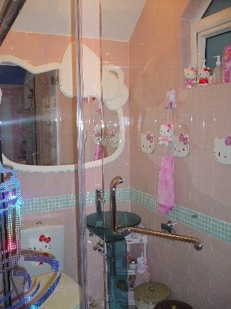 ديكور hello kite Hello-kitty-shower